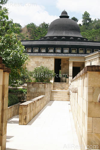 Amanjiwo resort 6